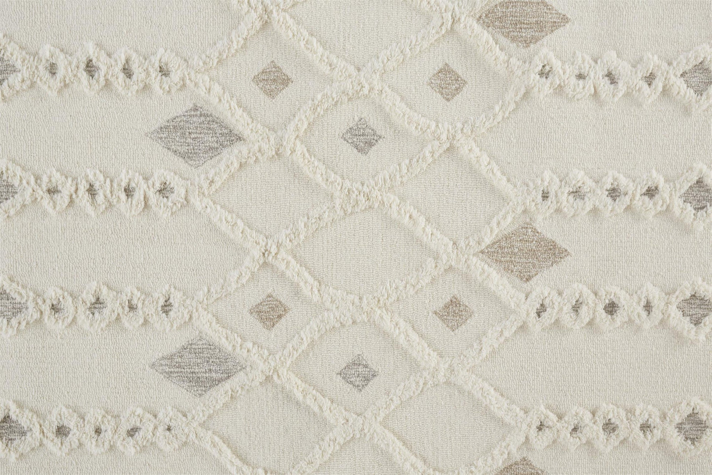 5' X 8' Ivory Tan And Silver Wool Geometric Tufted Handmade Stain