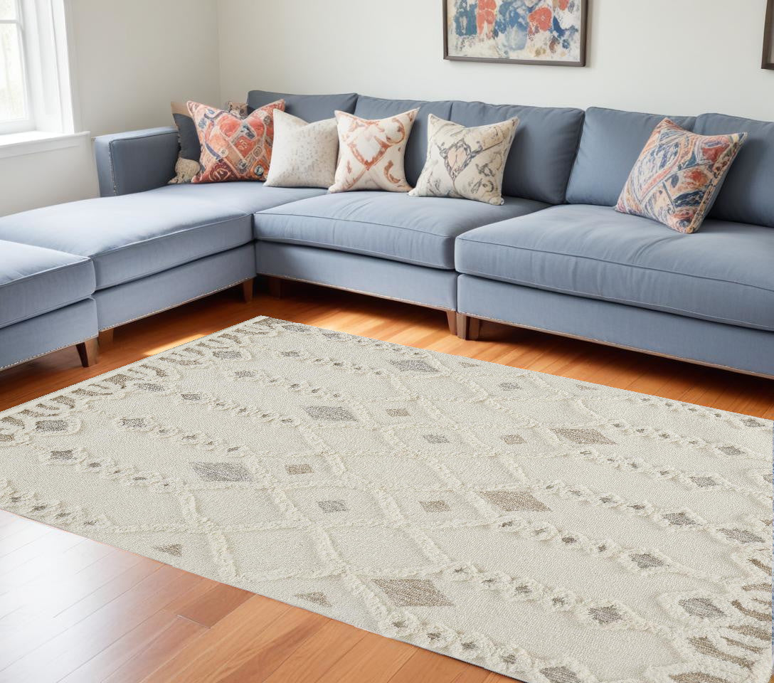 5' X 8' Ivory Tan And Silver Wool Geometric Tufted Handmade Stain