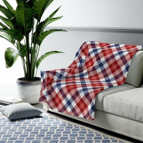 BLANKETS & PILLOWS