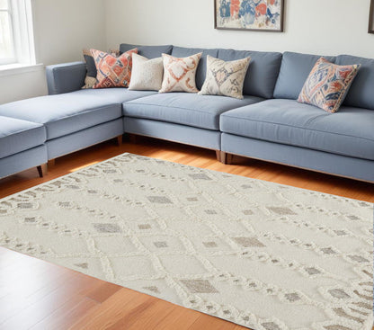 5' X 8' Ivory Tan And Silver Wool Geometric Tufted Handmade Stain